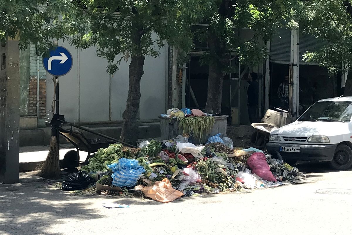 زباله به اولین معضل شهروندان کرجی تبدیل شده است