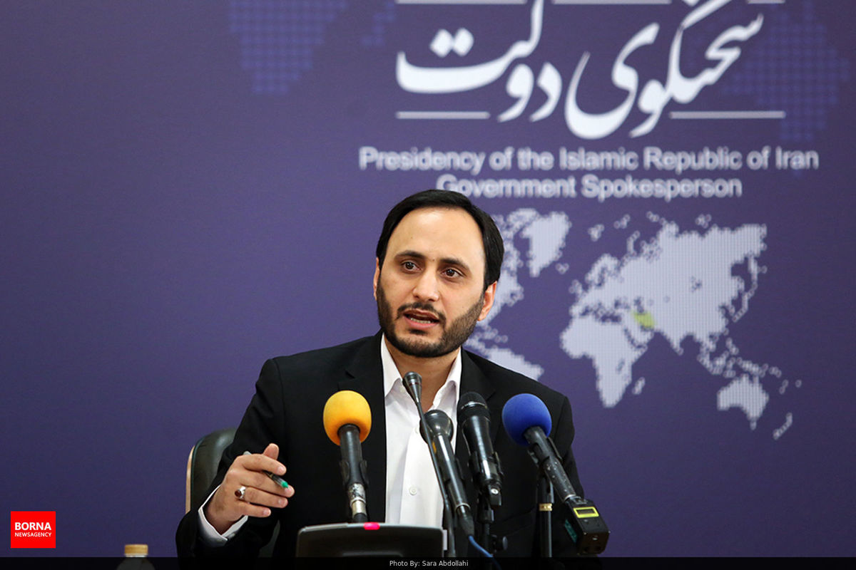 سخنگوی دولت: آمریکا با ممانعت از ورود یک خواننده ایرانی نشان داد با «مردم» ایران دشمن است