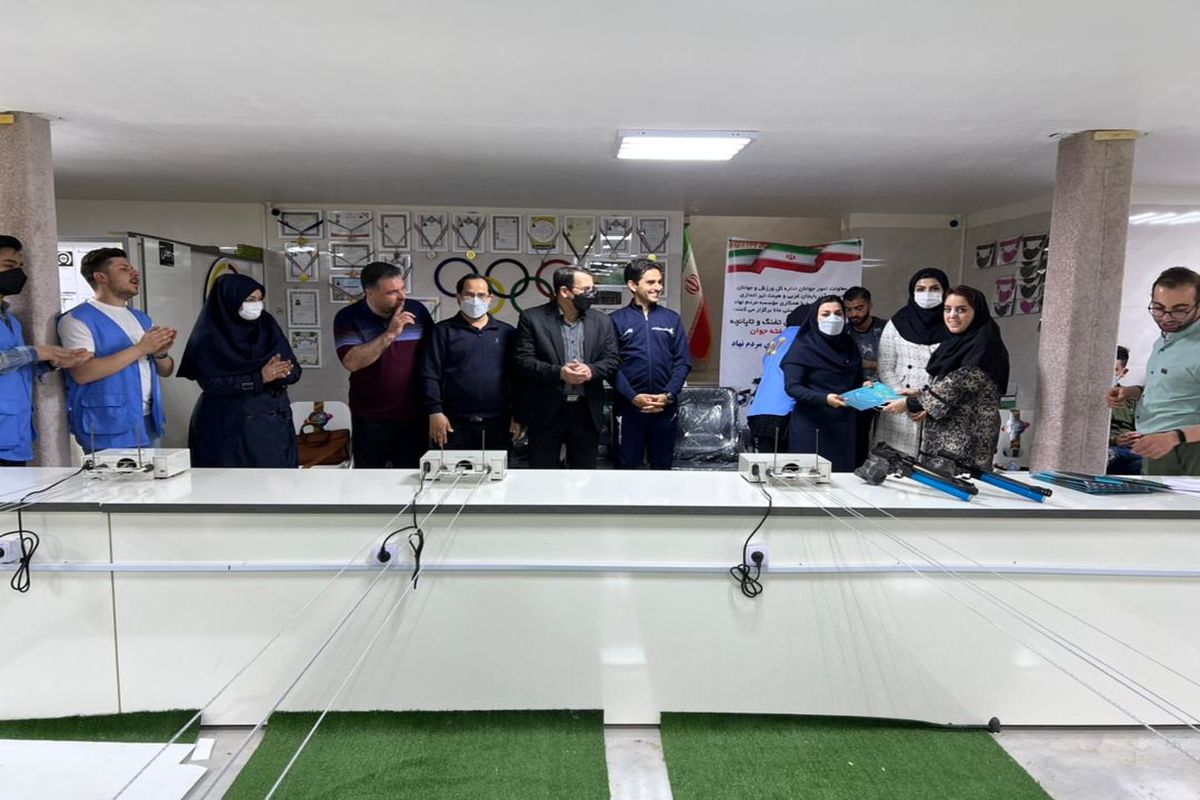 مسابقه تیراندازی با تفنگ و تپانچه، دبیران سازمان های مردم نهاد ارومیه برگزار شد