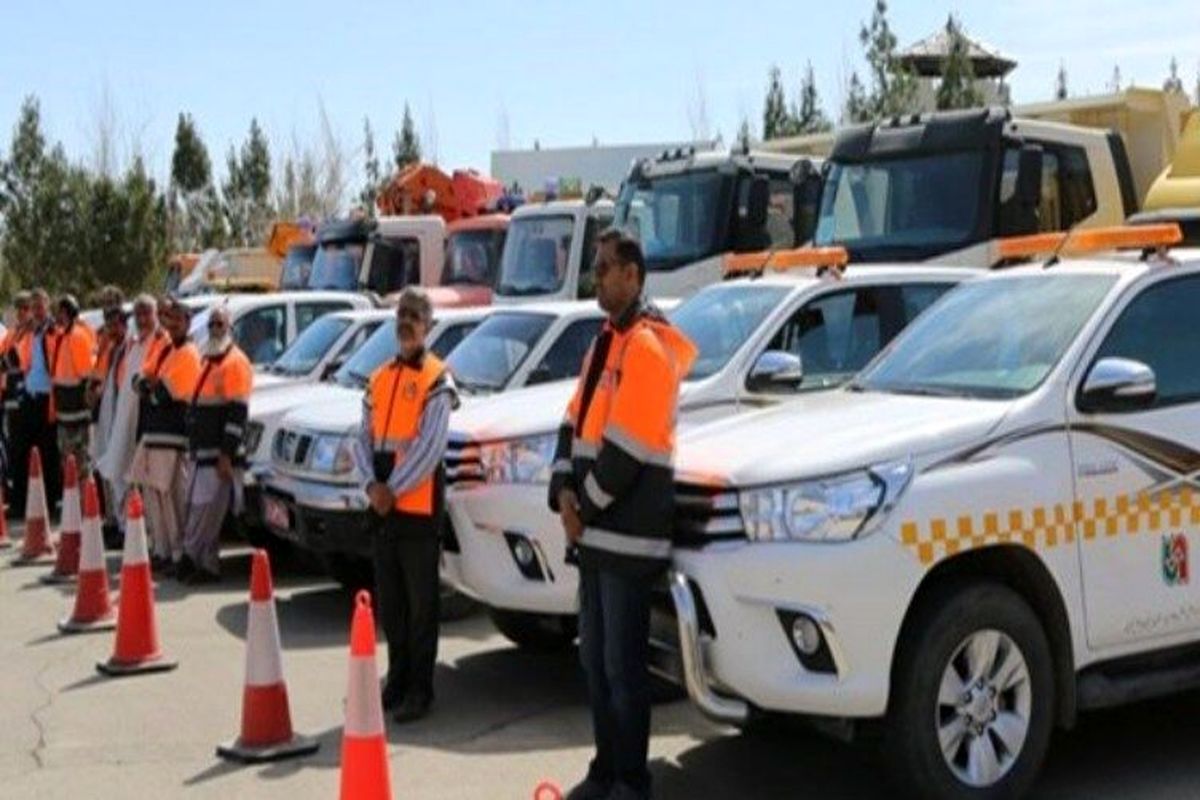 ۳۰ اکیپ راهداری در جاده‌های کهگیلویه و بویراحمد آماده خدمات رسانی به گردشگران نوروزی هستند
