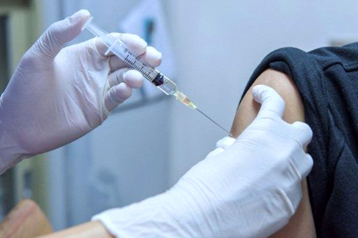 مجموع واکسن های کووید تزریق شده در حاجی‌آباد از مرز ۱۲۰هزار دوز گذشت