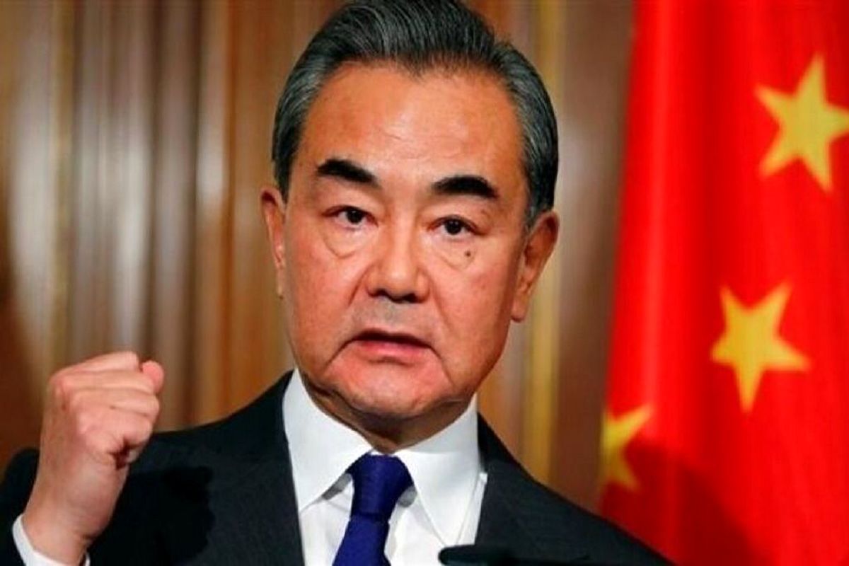 وزیر خارجه چین به افغانستان رفت