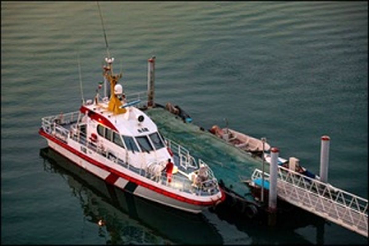 نجات ۳۵۹ دریانورد مضطر در گستره آبی استان هرمزگان طی ۹ ماهه سال جاری