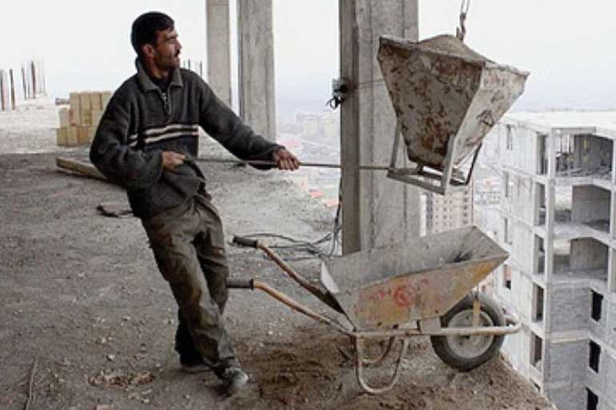 فرایند اخذ پروانه کار اتباع خارجی به کاریابی‌ها واگذار شد