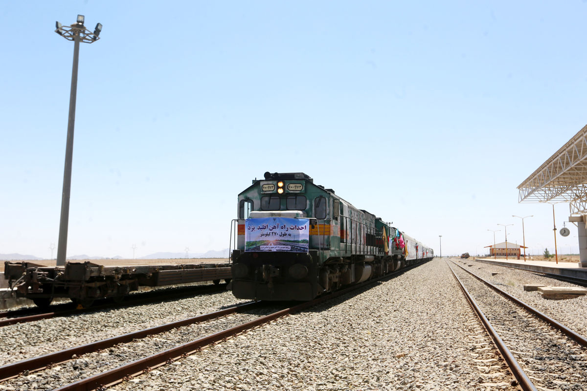 بهای بلیت به عنوان خسارت به مسافران قطار تهران-مشهد پرداخت می‌شود