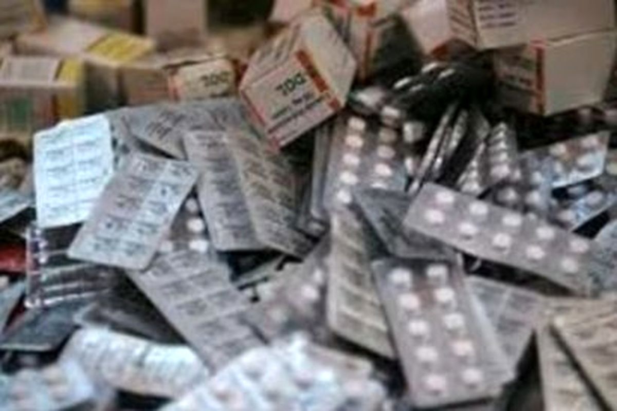 کشف ۲۵ هزار داروی غیر مجاز در ایلام
​