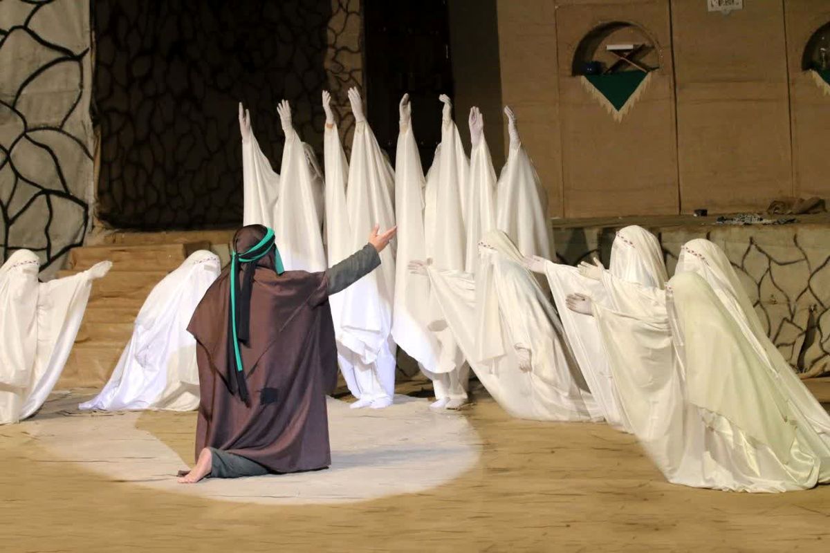 نمایش مذهبی سوگ سرو سوخته در کمالشهر به روی صحنه می رود