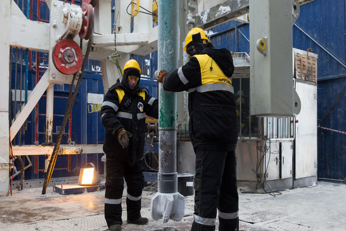 روسیه نسبت به کاهش تولید نفت هشدار داد