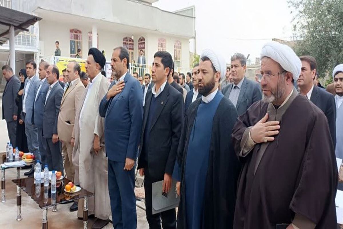 امام جمعه دهدشت : وظیفه همه ما حل کردن مشکلات و امیدآفرینی در جامعه است