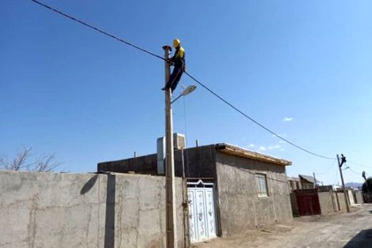 برق ۲۱۵ روستا در آذربایجان غربی بهسازی شد