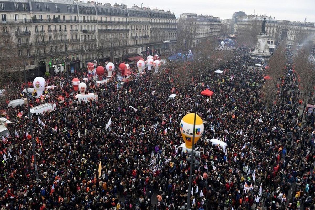 پاریس در آتش؛ اعتراضات میلیونی به فرانسه رسید + فیلم