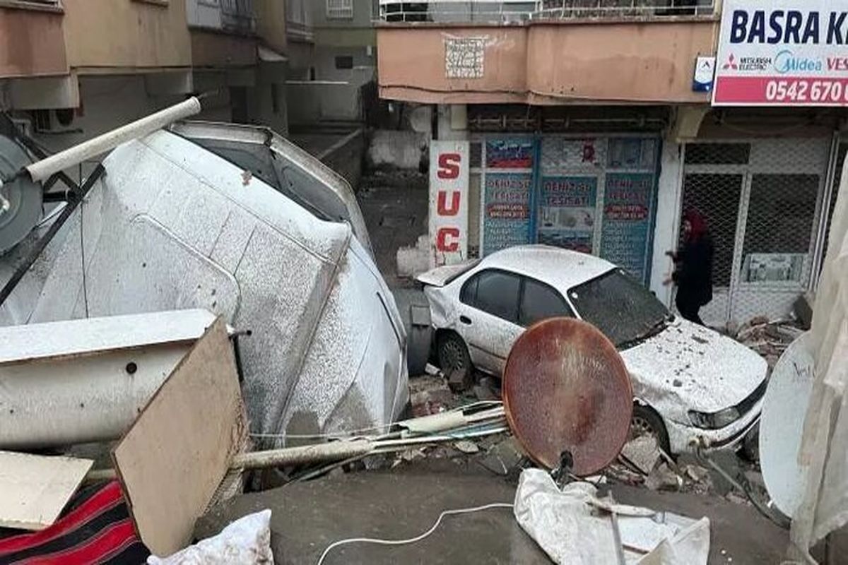 لحظه به لحظه با زلزله ترکیه و سوریه؛ ۱۵۴۱کشته در ترکیه/ حریق گسترده در بندر اسکندرون/  ۷۸۳نفر کشته در سوریه