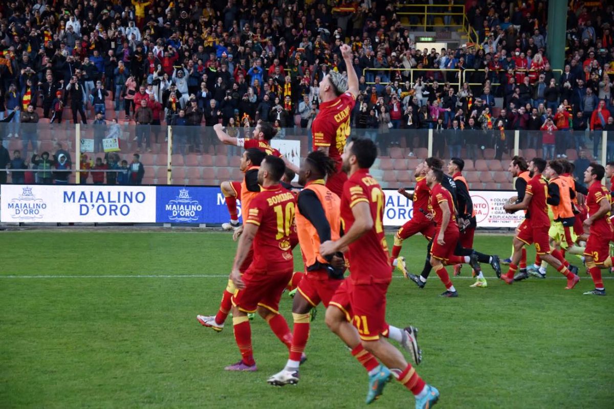 باشگاه ایتالیایی رکورد استقلال را می‌شکند!