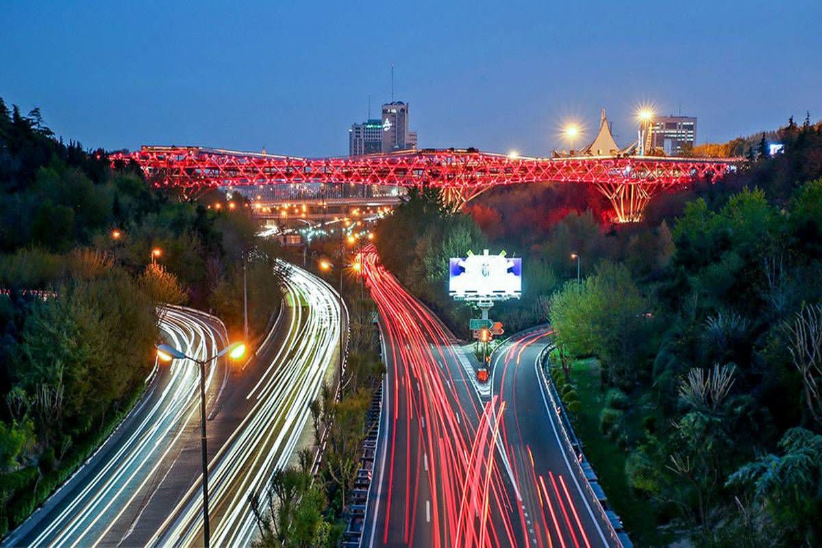 پل طبیعت قرمز می‌شود/ عباس آباد میزبان میهمانان خارجی نمایشگاه گردشگری