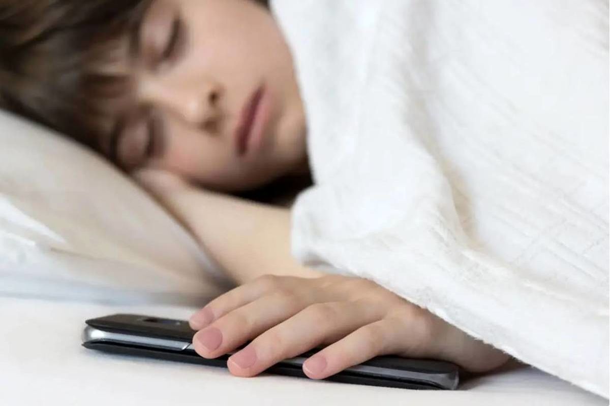 ۴ راه حل برای رهایی از اعتیاد به گوشی های هوشمند