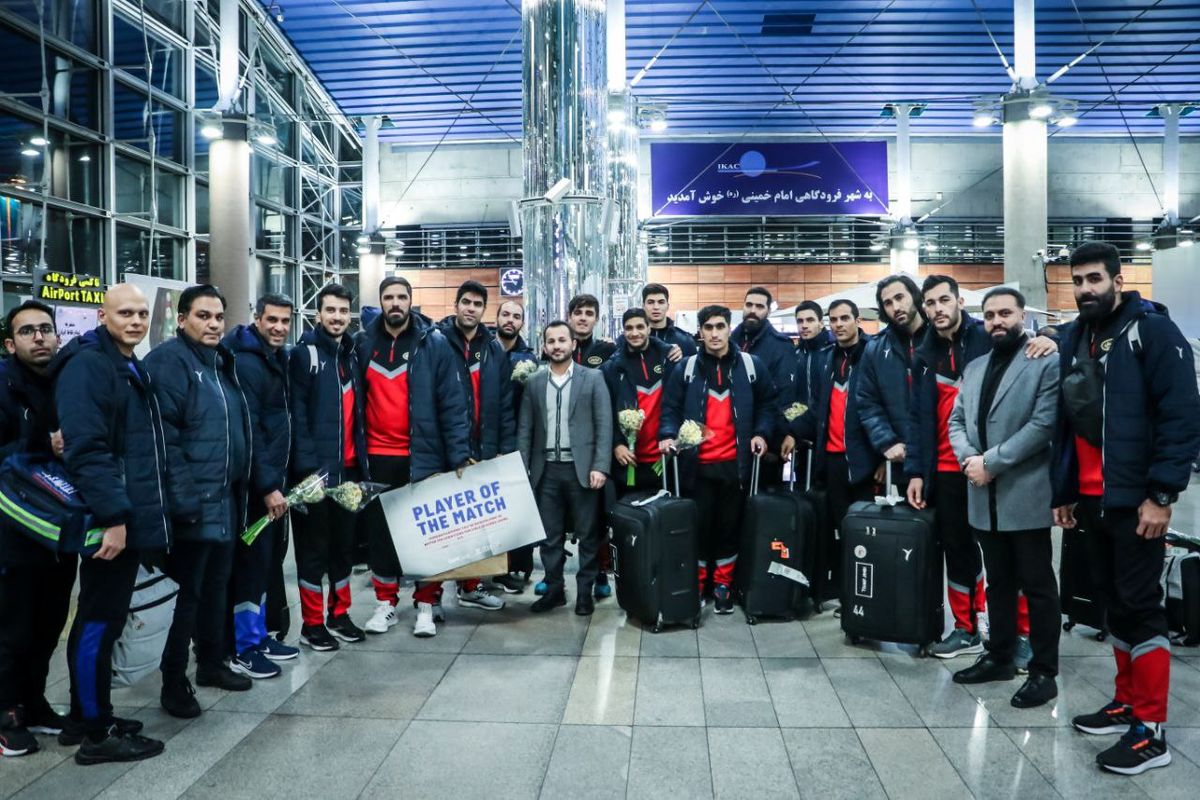 بازگشت تیم ملی هندبال مردان ایران به میهن