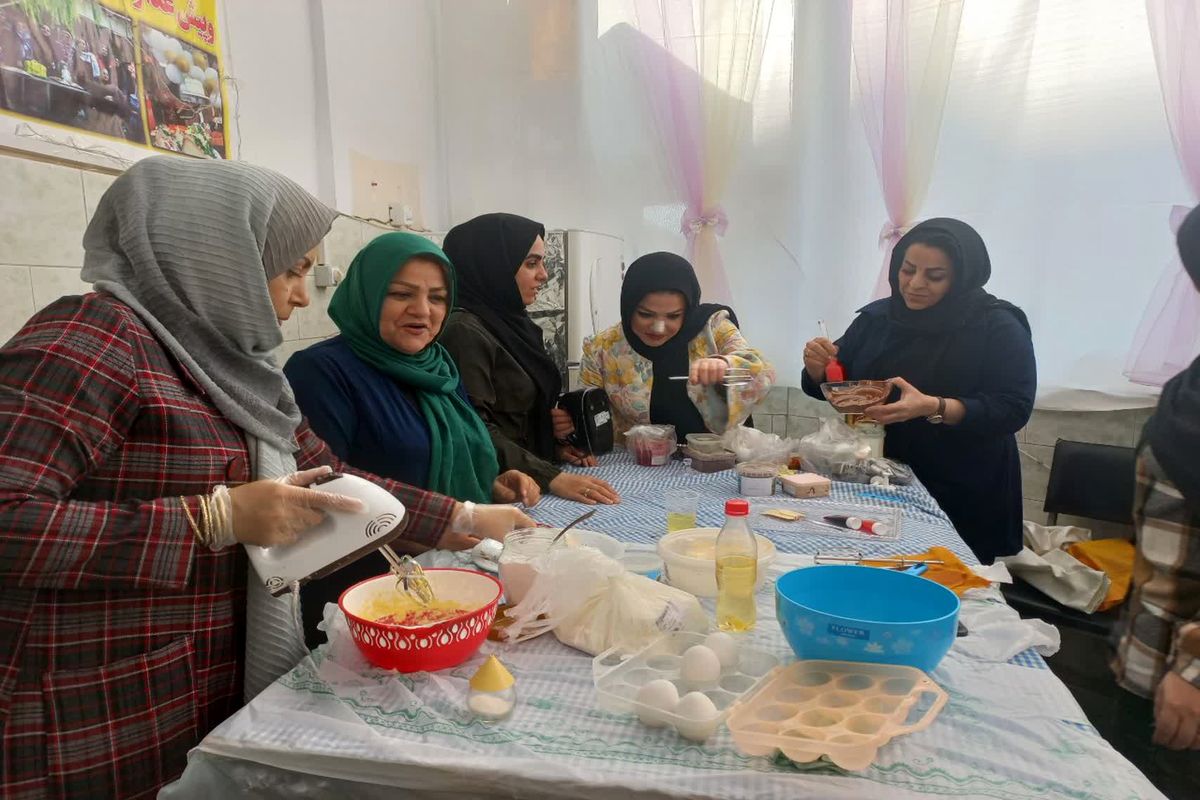 جشنواره کیک میلاد فرخنده منجی عالم در شهرستان قدس برگزار می شود