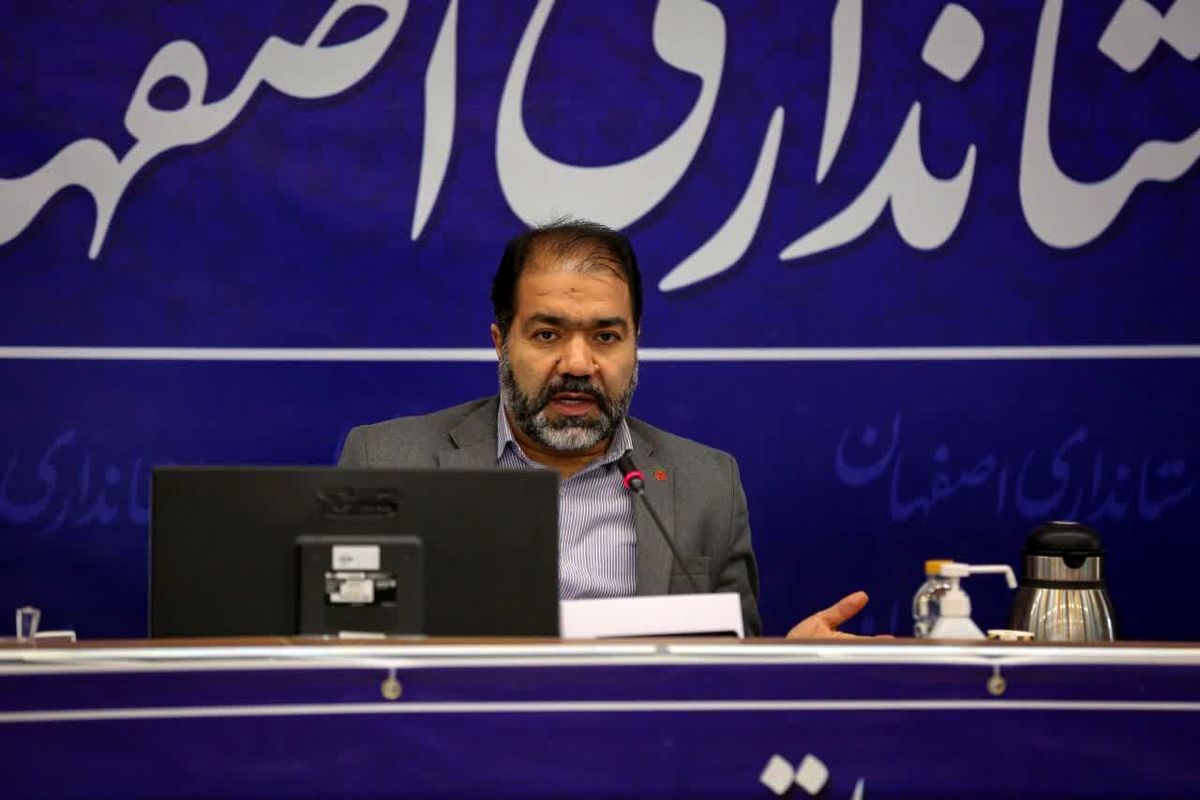 آخرین وضعیت طرح نهضت ملی مسکن در شهر بهارستان بررسی شد