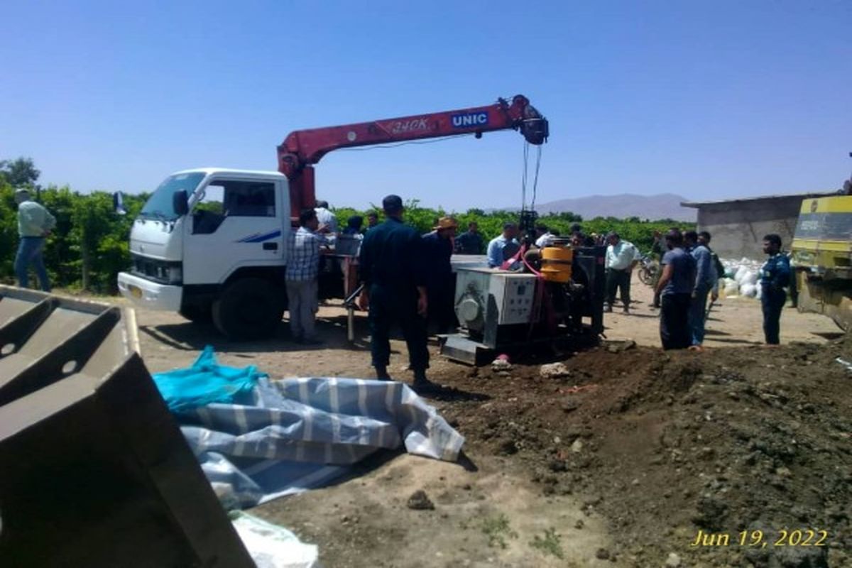 ۲۰ حلقه چاه غیرمجاز در شهرستان تاکستان مسدود شد