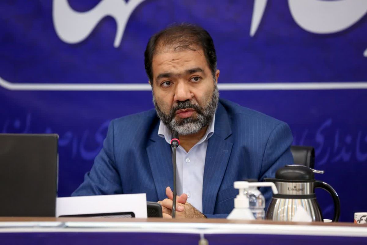 آیین واگذاری ۱۰۰۲ واحد مسکونی به مددجویان کمیته امداد استان با حضور استاندار اصفهان برگزار شد