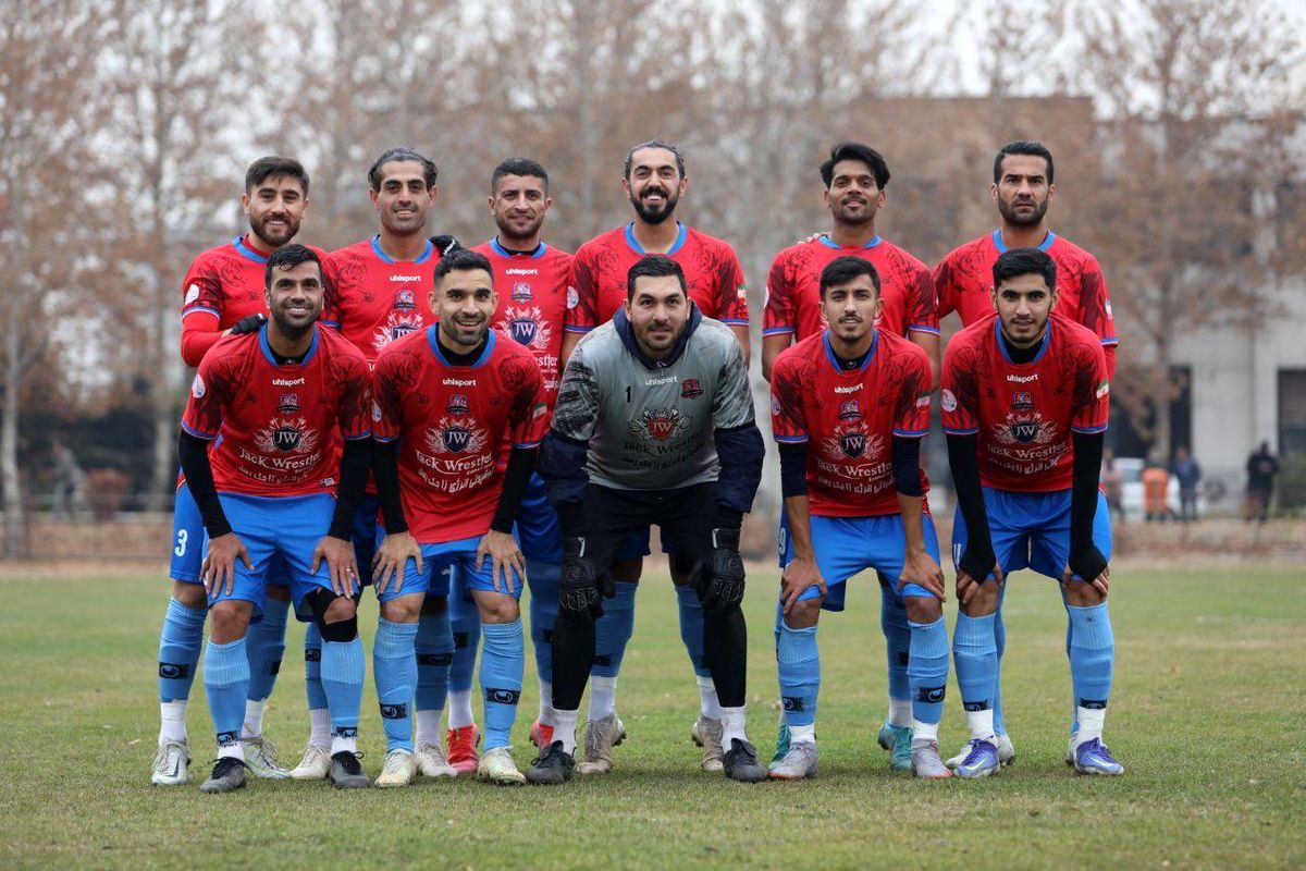 سند باشگاه نساجی از سلاح سرد هواداران رقیب! + فیلم