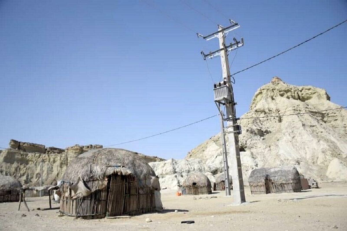 بهره‌مندی ۲۴۹ هزار خانواده روستایی سیستان و بلوچستان از برق مطمئن و پایدار