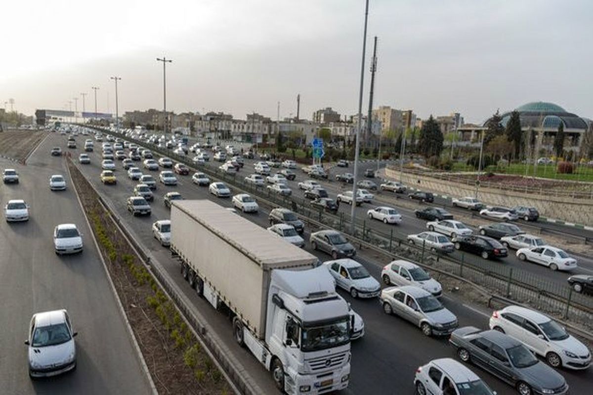 تردد در جاده های استان قزوین ۳۰ درصد افزایش یافت