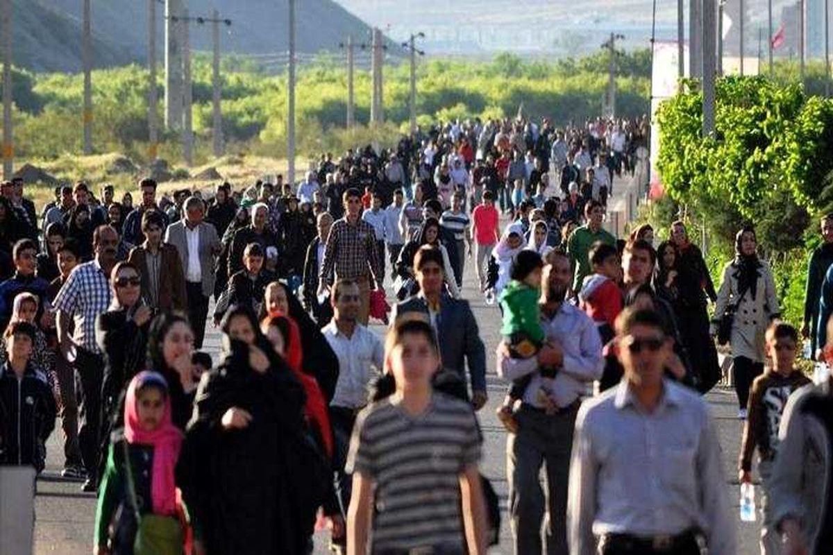 همایش پیاده‌روی خانوادگی به مناسبت اعیاد شعبانیه در پاکدشت برگزار شد