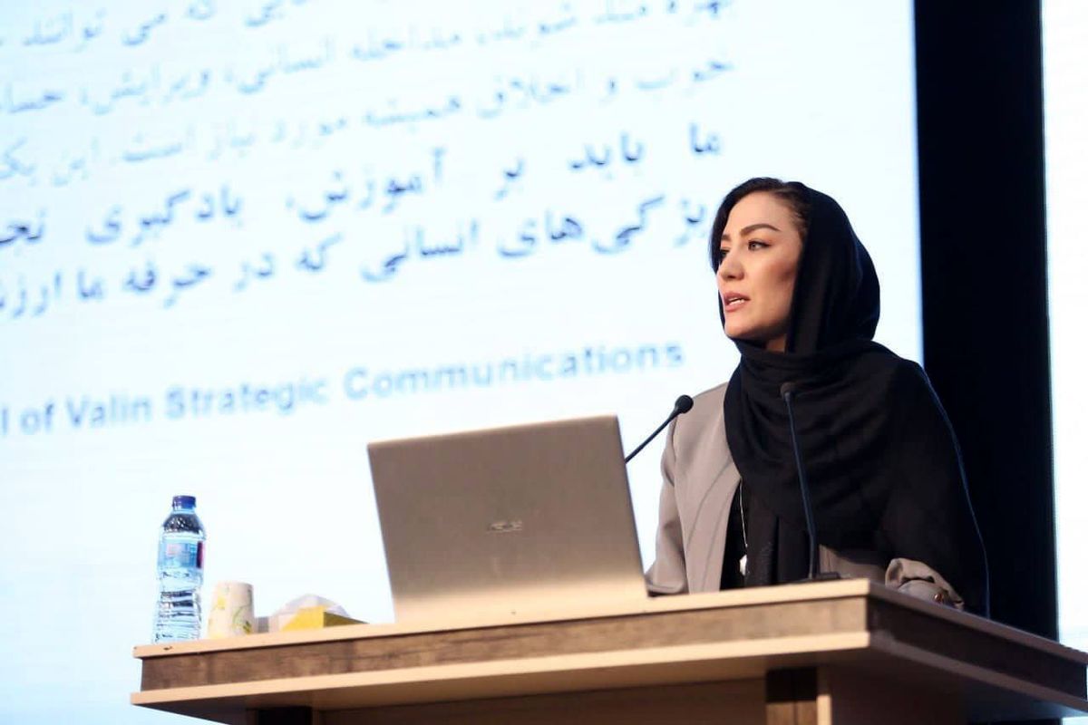 بانوی ایرانی در بین برندگان جوایز بهترین رهبران روابط عمومی ۲۰۲۲