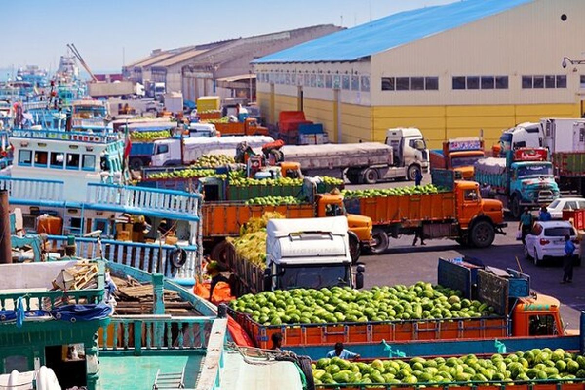 ۹۳ درصد محصولات کشاورزی صادراتی به کشور های همسایه می‌روند