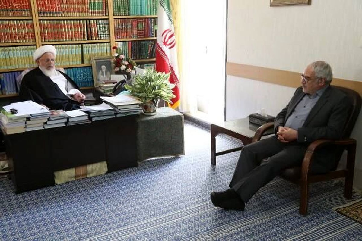 دبیر شورای عالی جمعیت: آمار ازدواج و زاد و ولد در یزد روند کاهشی دارد