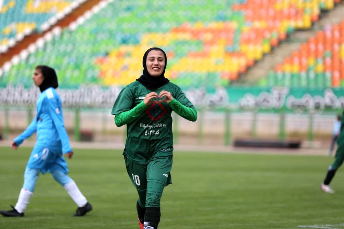 جشنواره گل ذوب‌آهن در هفته هفدهم لیگ برتر فوتبال زنان کشور