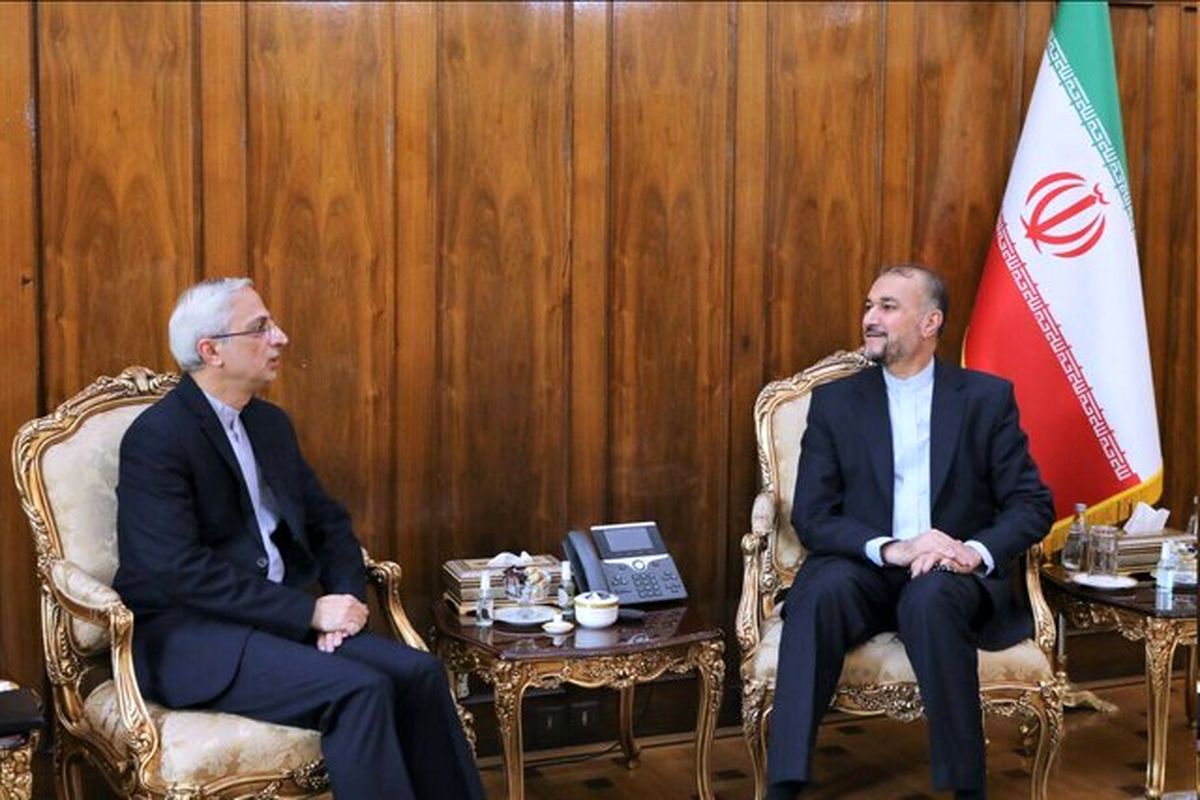دیدار سفیر ایران در سنگاپور با امیرعبداللهیان