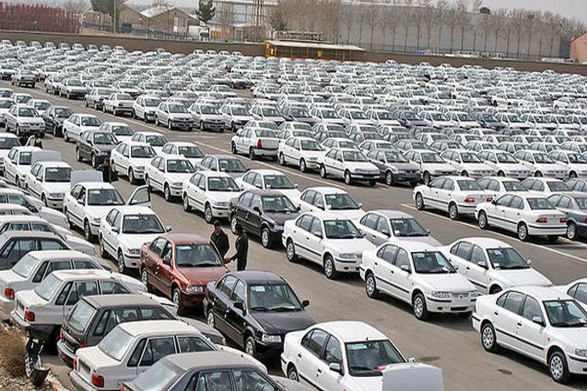 خودروهای احتکار شده در شیراز کشف شدند