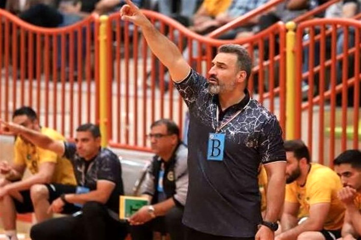سرمربی سپاهان پیشنهاد حضور در تیم‌ملی را تکذیب کرد