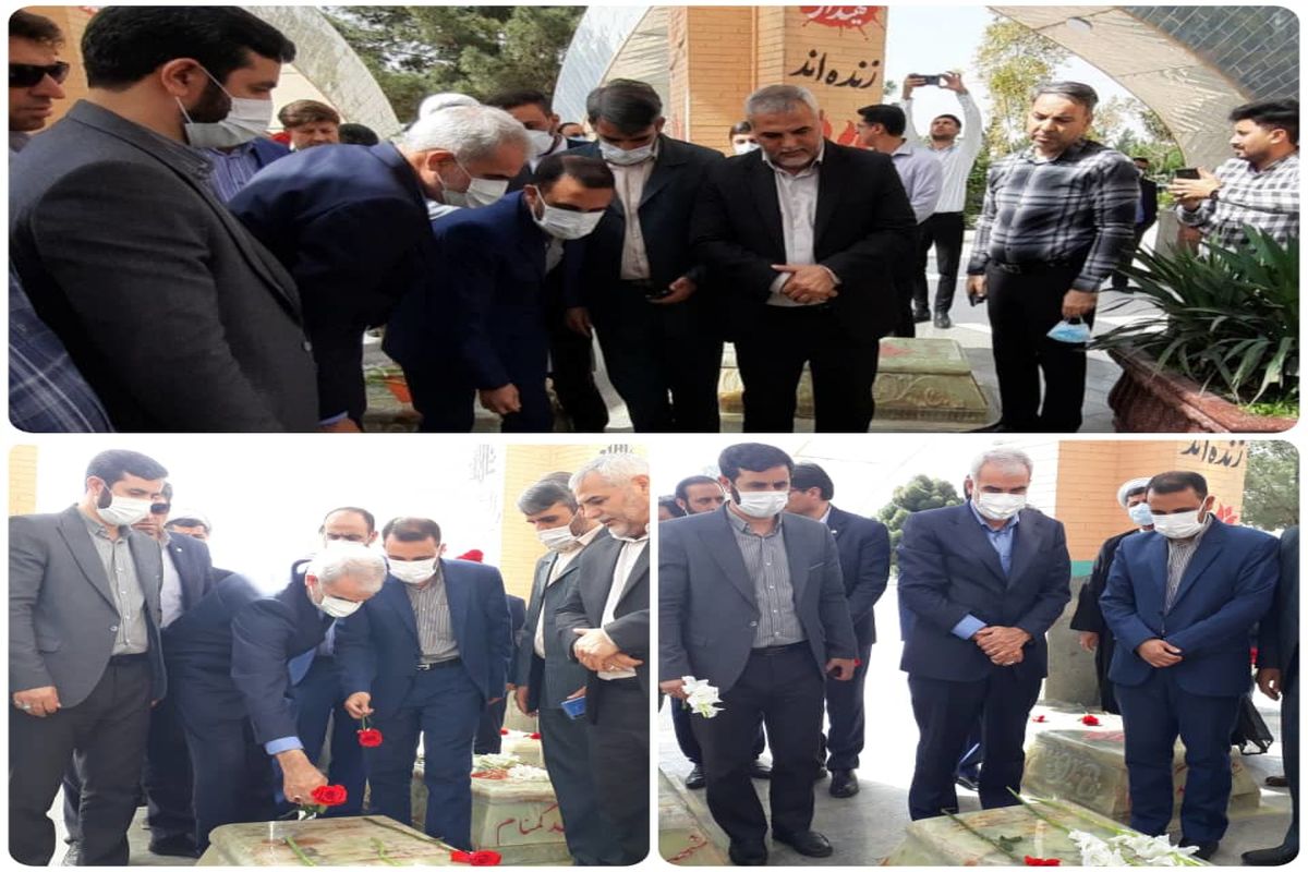 ادای احترام وزیر آموزش و پرورش به شهدای شهرستان اسلامشهر
