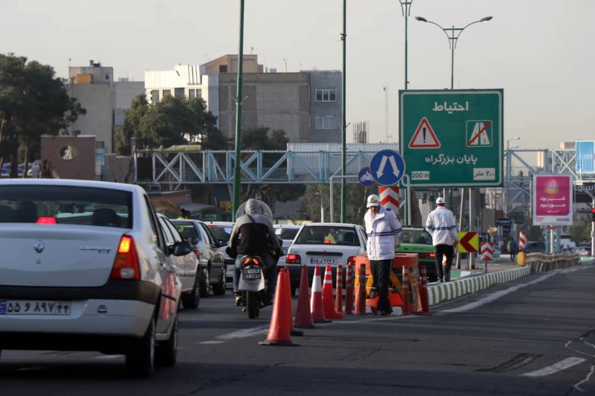تصادف شدید سه وسیله نقلیه در بزرگراه شهید فهمیده