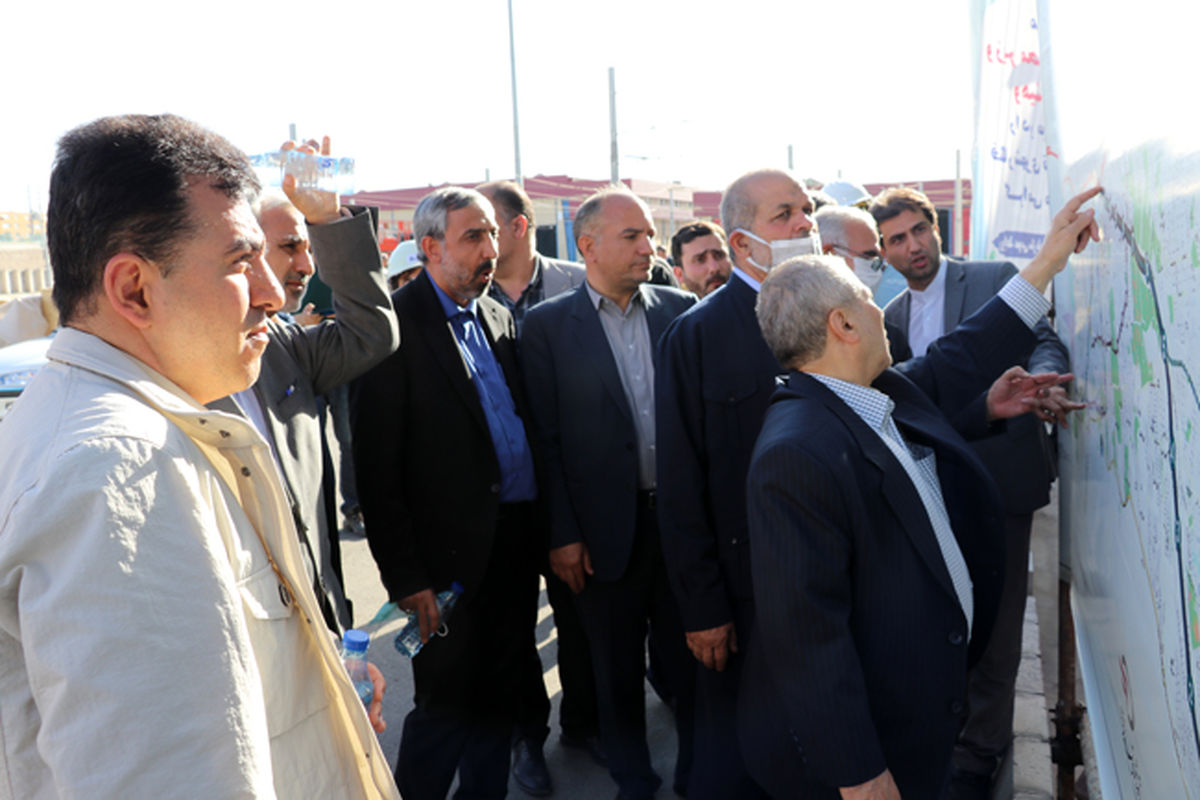 بازدید وزیر کشور از خط یک قطار شهری تبریز