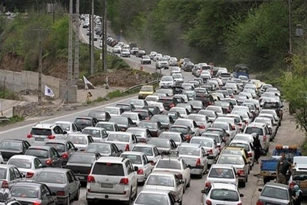 ترافیک سنگین در محور‌های شمالی؛ کندوان یکطرفه شد