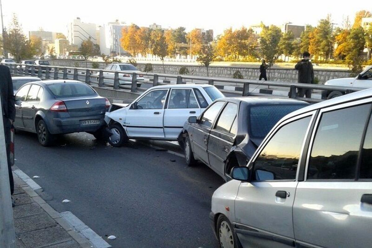 مرادیان: ۱۳ حادثه ویژه با ۹۰ مصدوم و فوتی در فارس ثبت شد