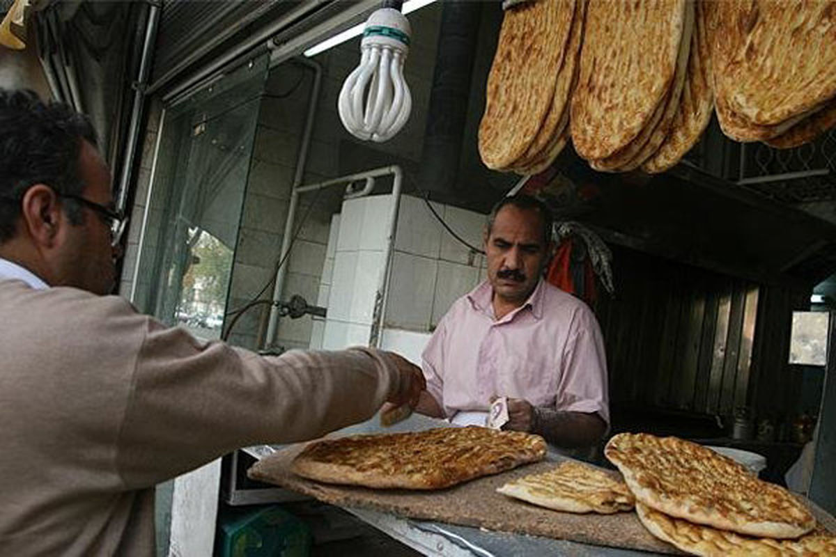 استاندار گلستان: فروش نان در گلستان هوشمند می شود