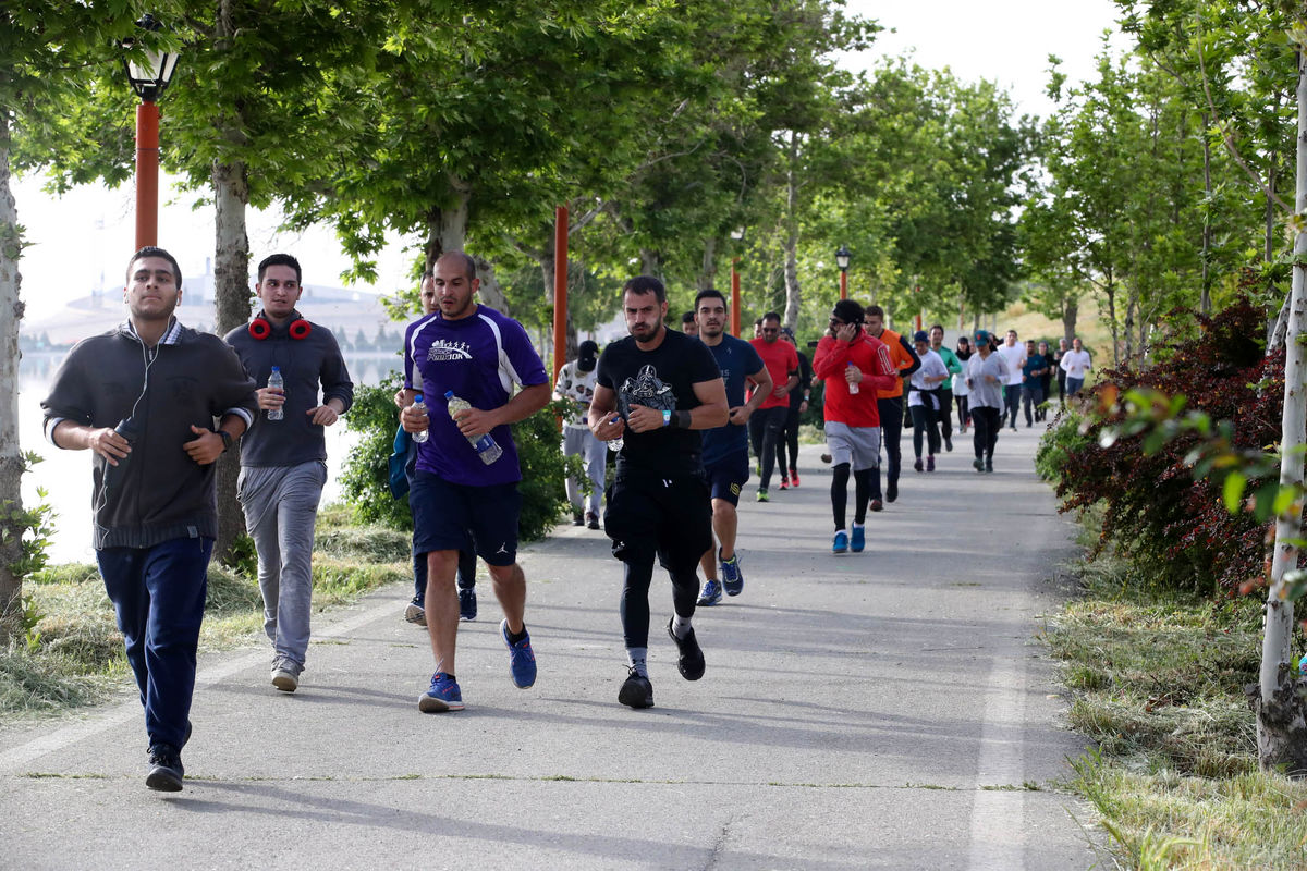 همایش دو همگانی با شرکت ۳۰۰ دونده در شیراز برگزار شد