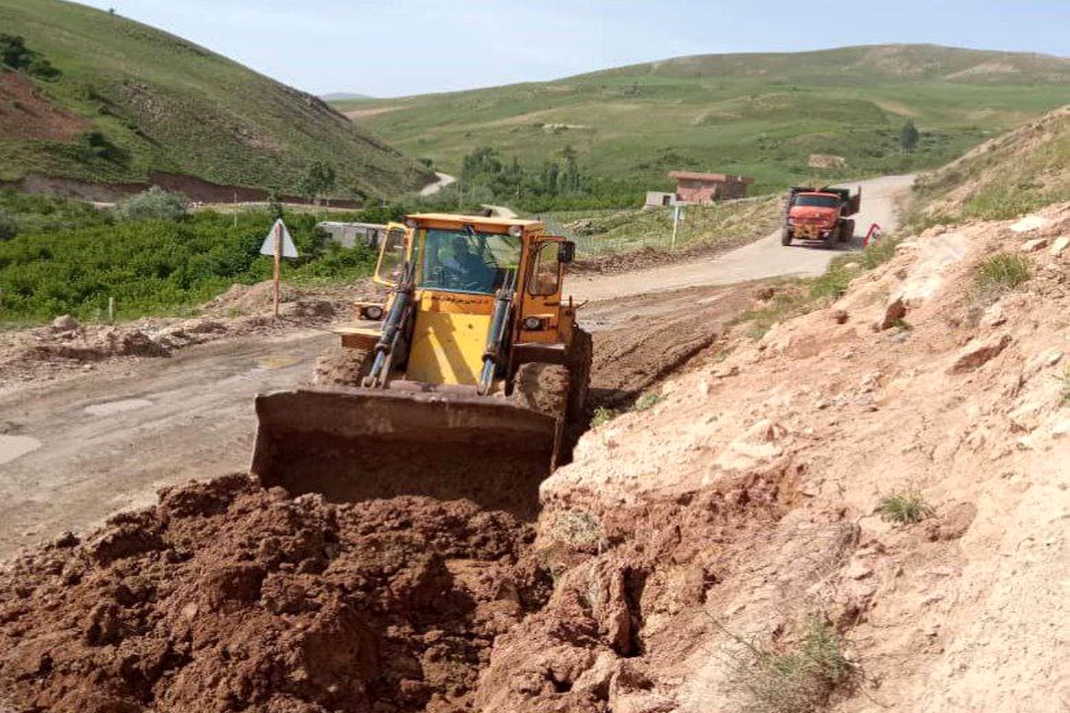 اصلاح هندسی راه‌های آذربایجان‌غربی با ۶۷.۵ کیلومتر ترانشه‌بردای در سه ماهه نخست سال جاری