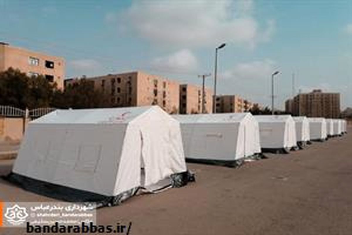 کمپ اسکان اضطراری در ورزشگاه خلیج فارس راه اندازی شد