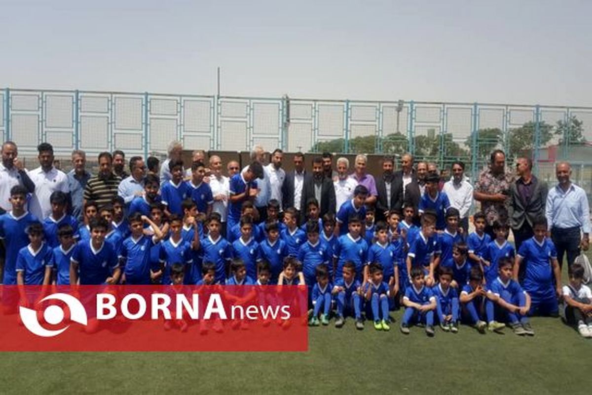 افتتاح مدرسه فوتبال باشگاه استقلال ایران در شهر قدس
