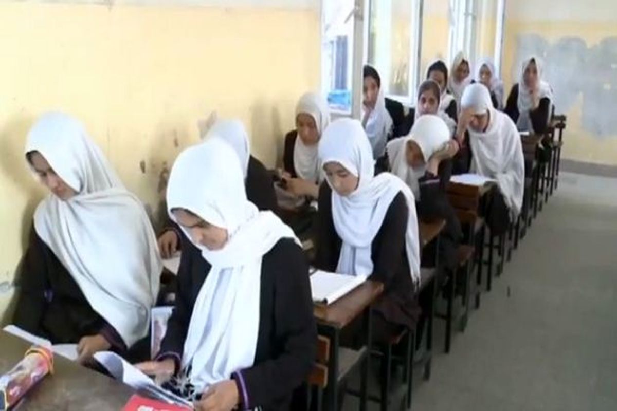 طالبان مدارس دخترانه را بازگشایی می‌کند
