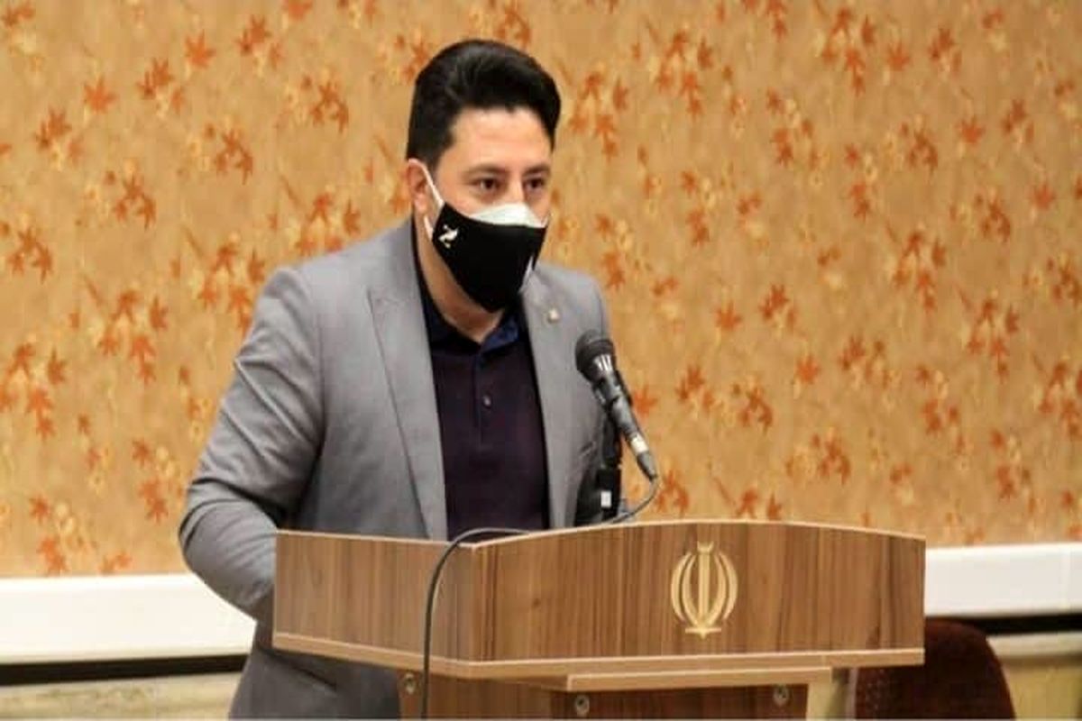 تیم ۳ نفره دانشجویان پسر به مسابقات انتخابی تیم ملی قایقرانی اعزام می شوند