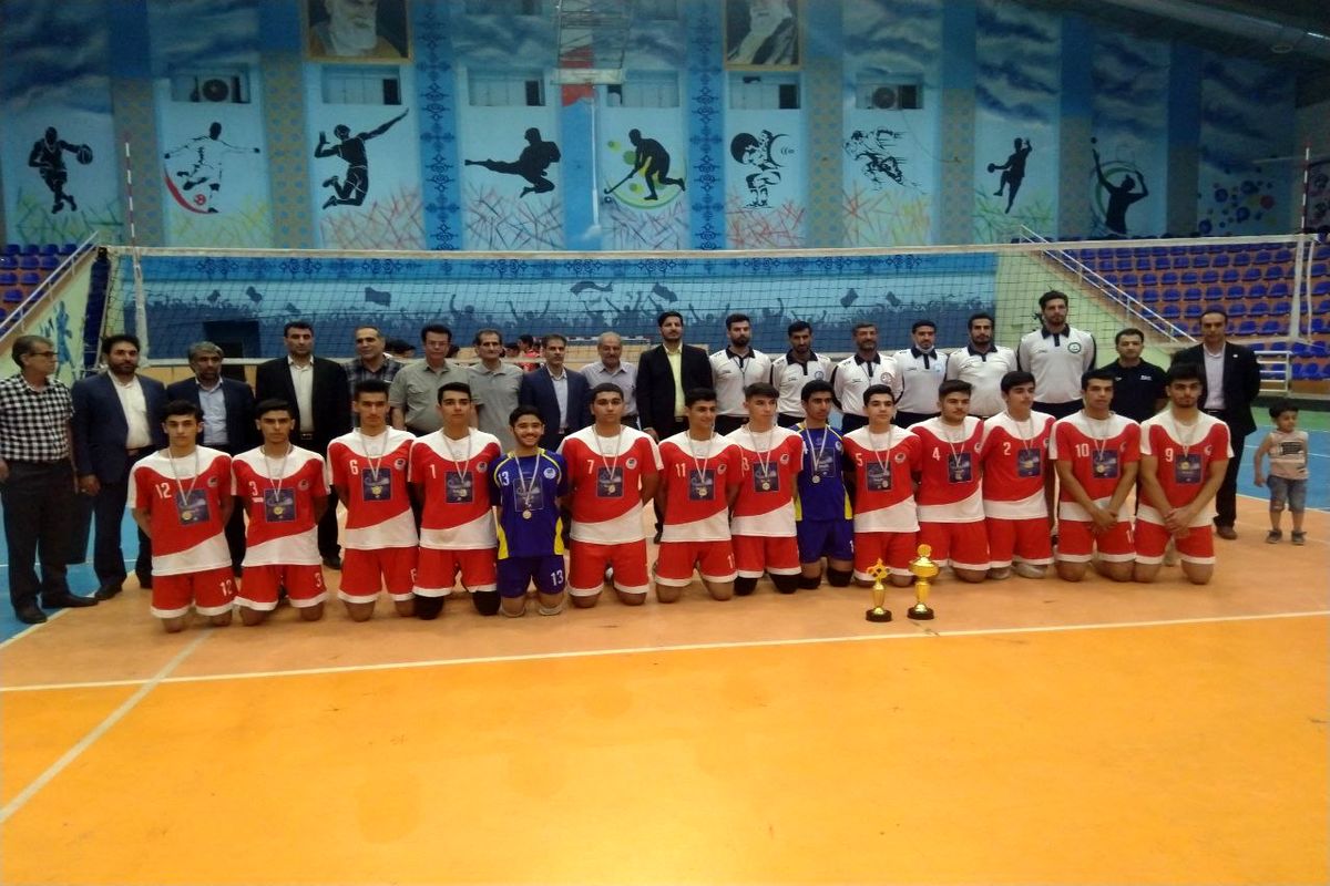 خرم آباد قهرمان مسابقات   والیبال نوجوانان  لرستان
