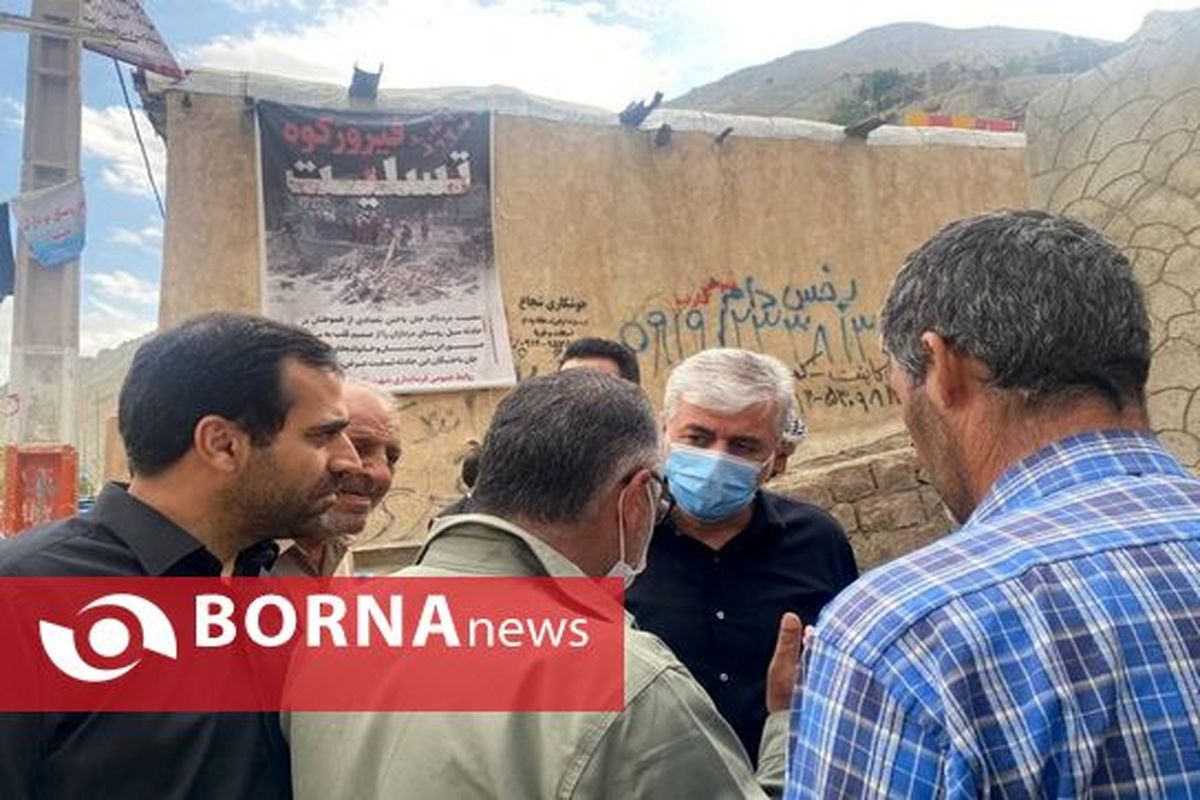 حضور وزیر ورزش و جوانان در منطقه سیل زده فیروز کوه
