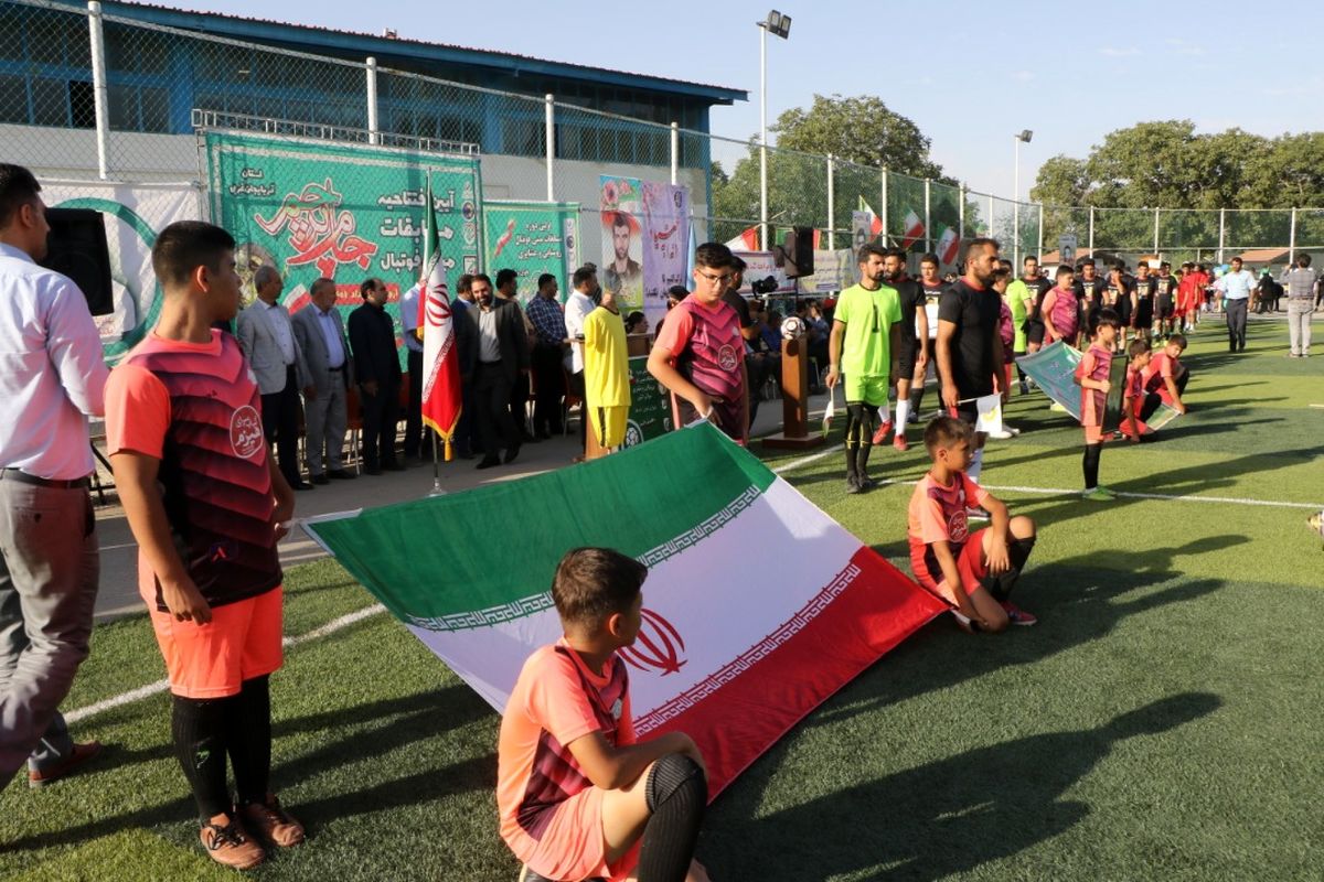 اولین دوره مینی فوتبال روستاییان و عشایر "جام پرچم" در آذربایجان‌غربی بصورت رسمی آغاز شد